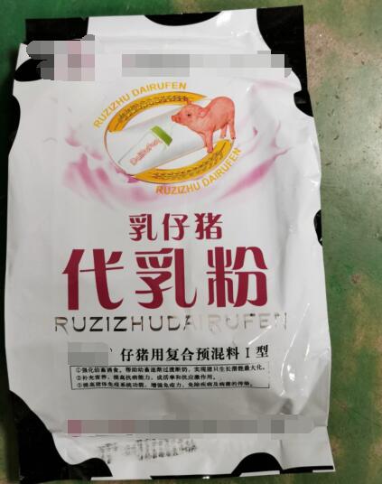 乳仔豬，代乳粉 ，強化幼畜誘食作用，過渡斷奶作用，可有效預防仔豬斷奶后產(chǎn)生的應激，營養(yǎng)不良。消化不良，長勢不好等